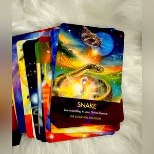 Archangel animal oracle deck. Great condition.